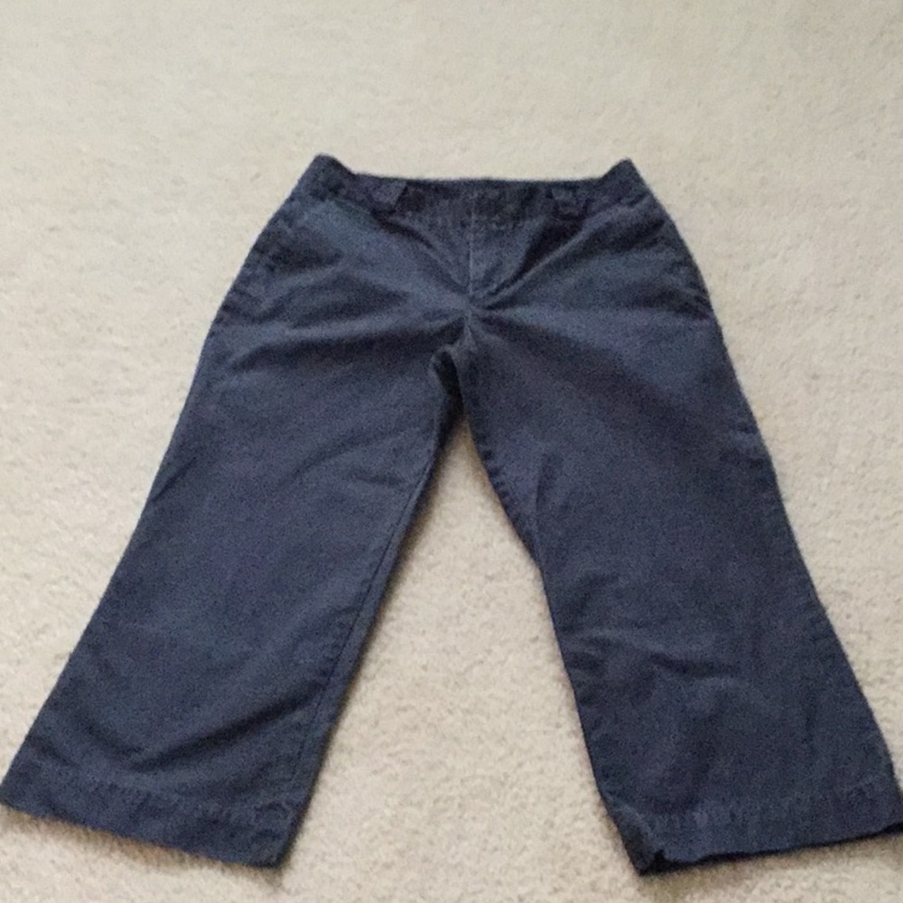 Gap Capris